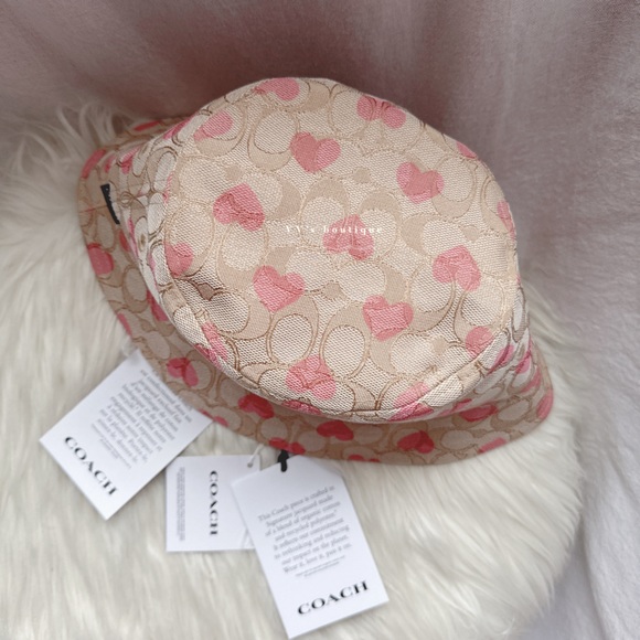 NWT Coach Signature Heart Print Bucket Hat Lt Khaki Pink XS SMALL CP354 - Picture 3 of 4
